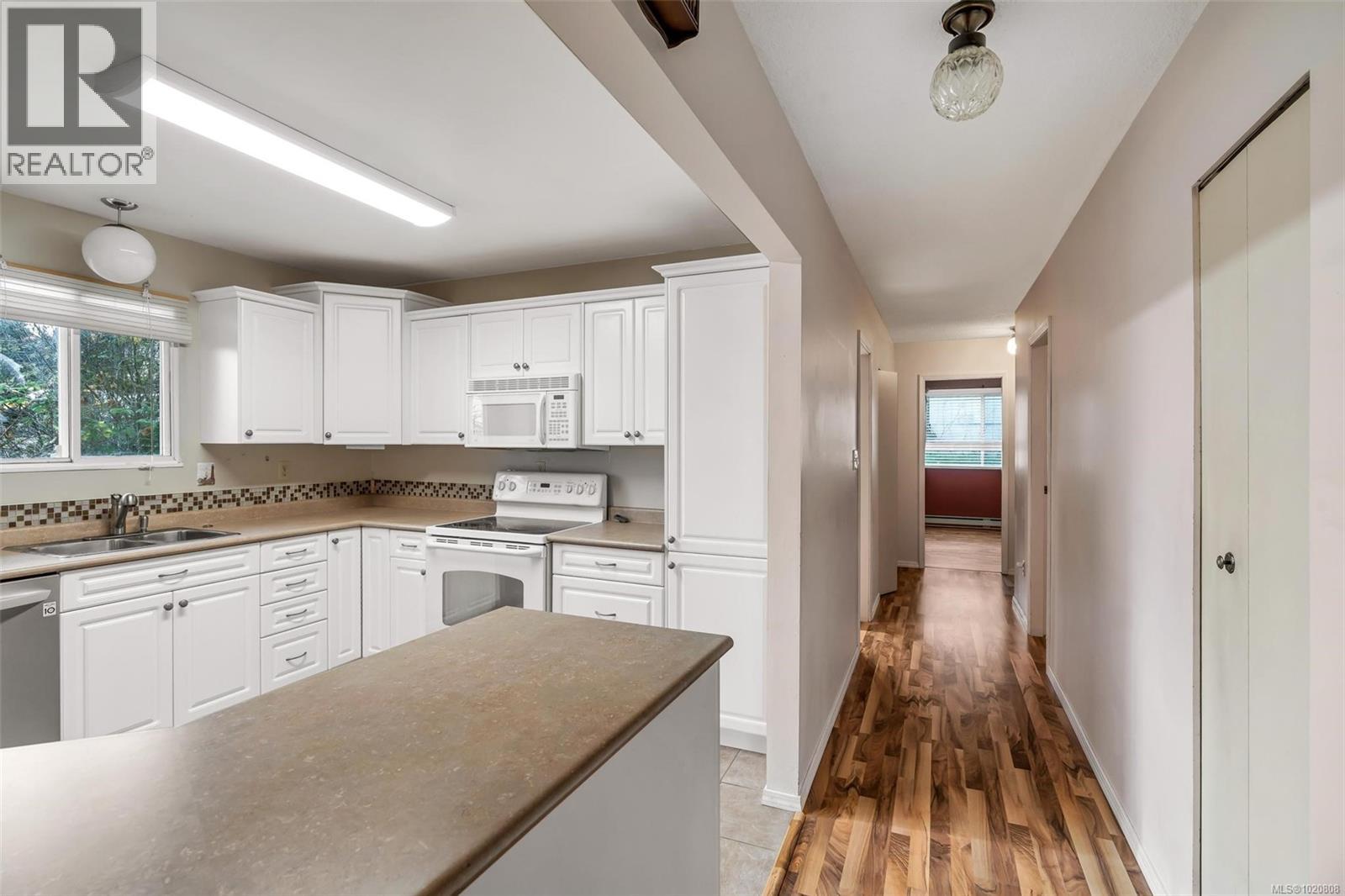 1 6172 Alington Rd, Duncan