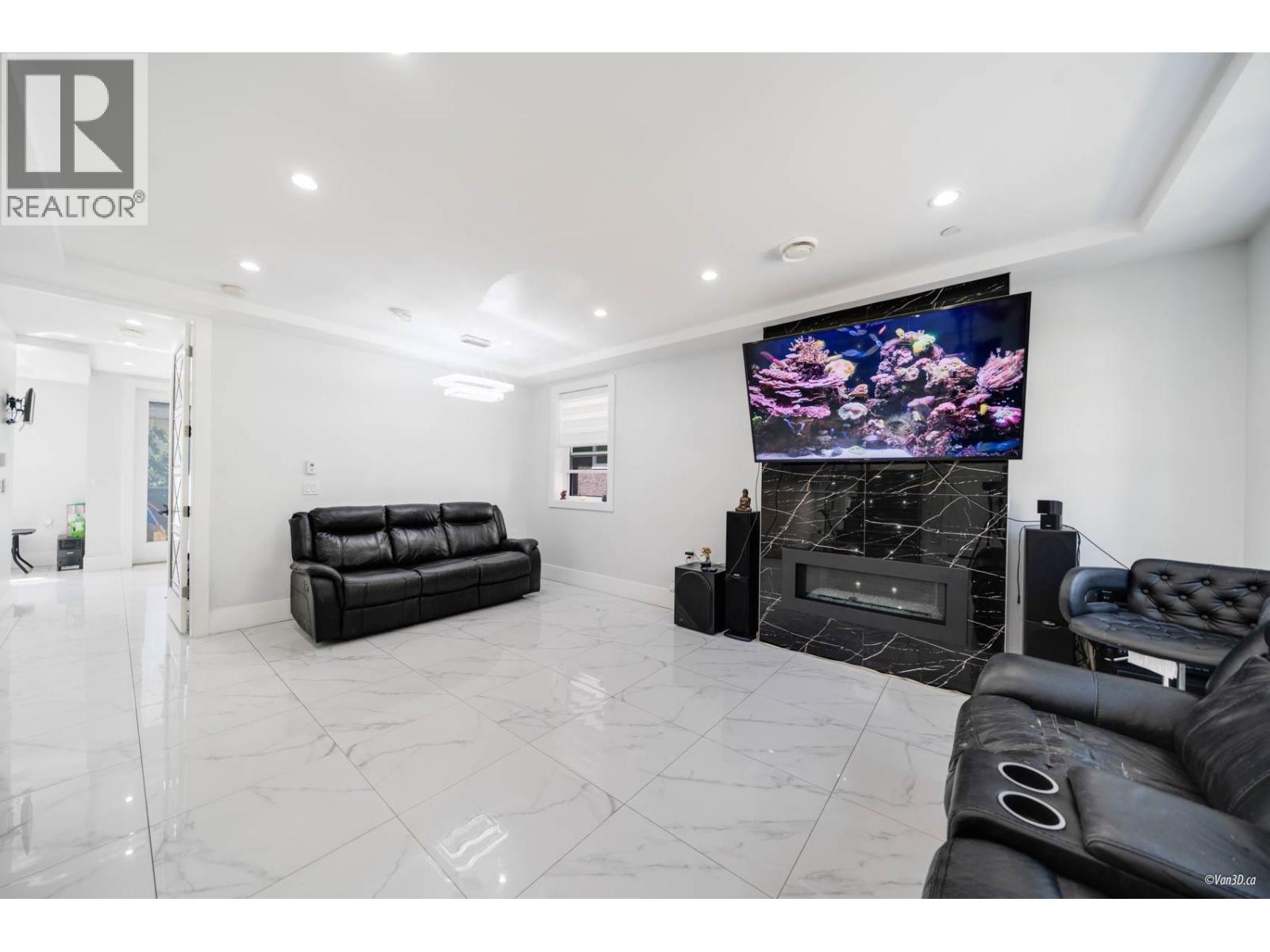 4841 DUMFRIES STREET, Vancouver