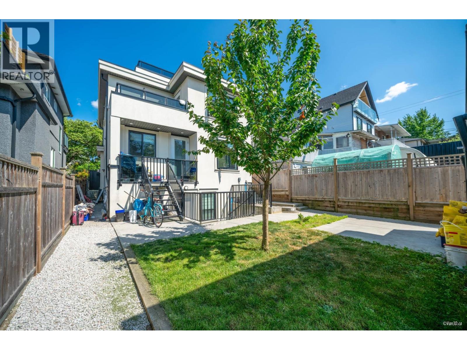 4841 DUMFRIES STREET, Vancouver