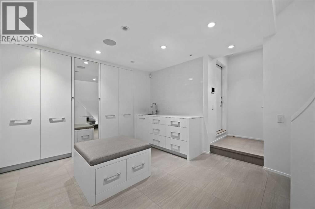 Single Family House for Sale in  Crescent Road NW Rosedale Calgary 