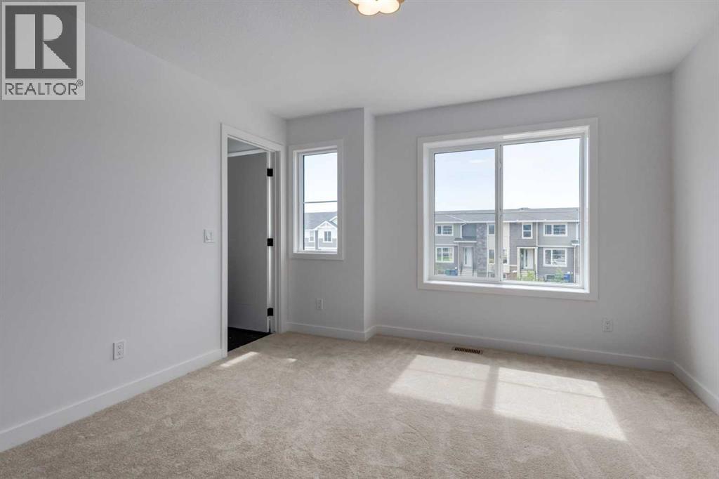 62 Agate Road, Cochrane