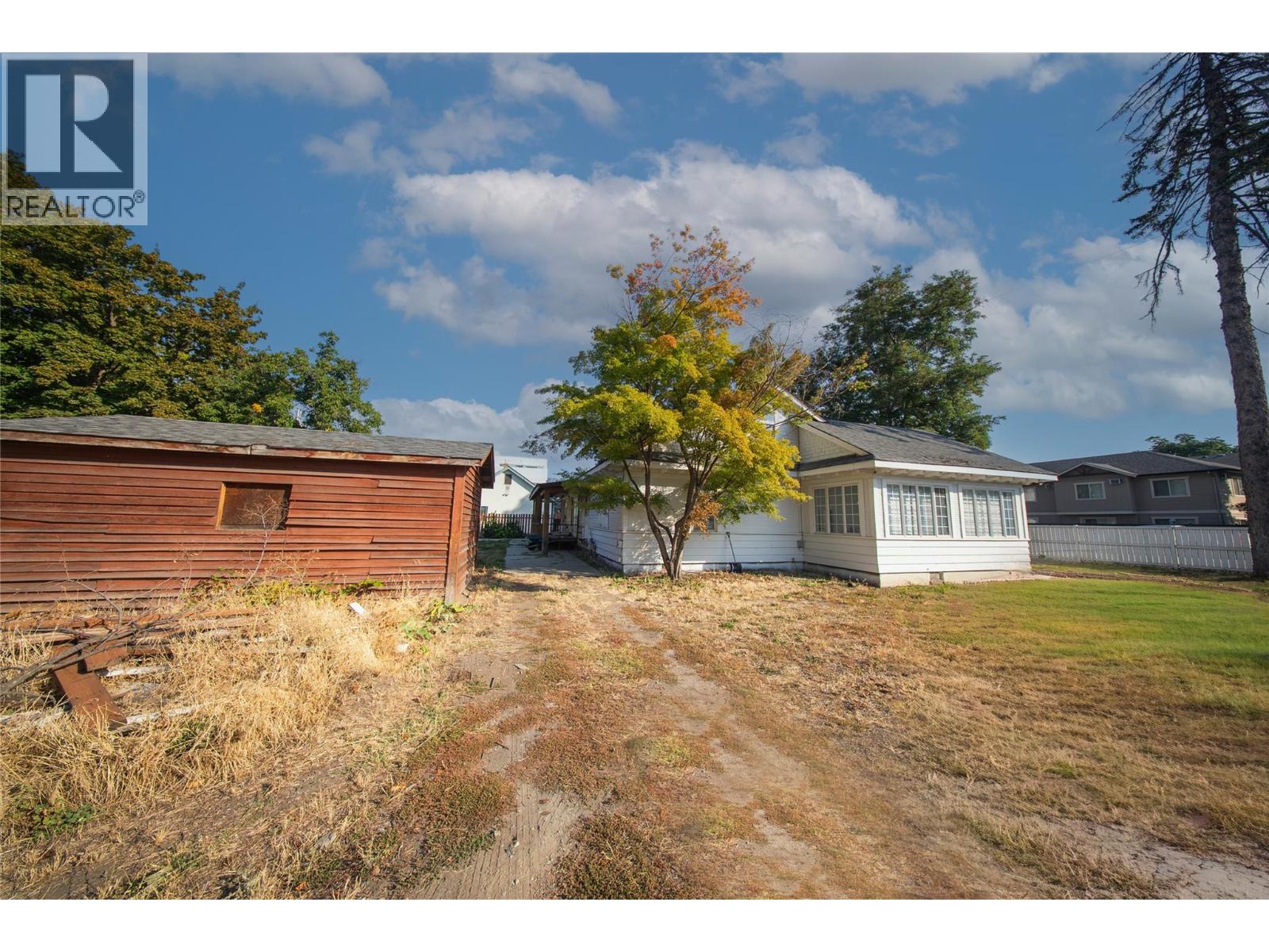  2340 Pandosy Street, Kelowna