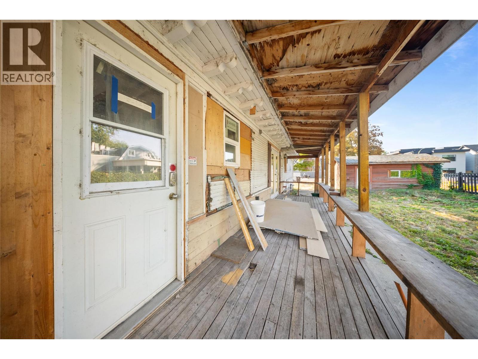  2340 Pandosy Street, Kelowna