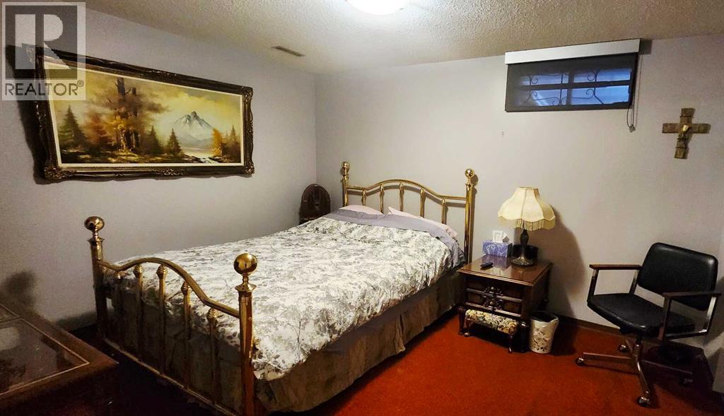 Single Family House Bungalow for Sale in  Whitestone Road NE Whitehorn Calgary 