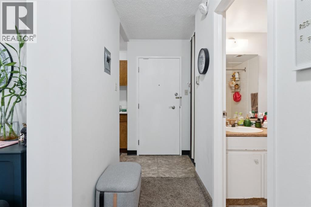 Single Family House for Sale in    Avenue SW Beltline Calgary 