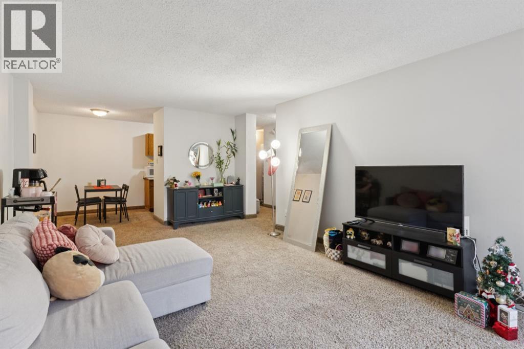 Single Family House for Sale in    Avenue SW Beltline Calgary 