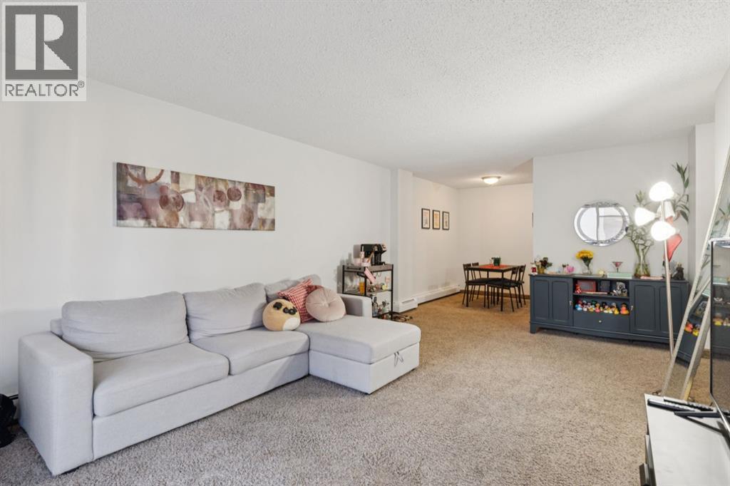 Single Family House for Sale in    Avenue SW Beltline Calgary 