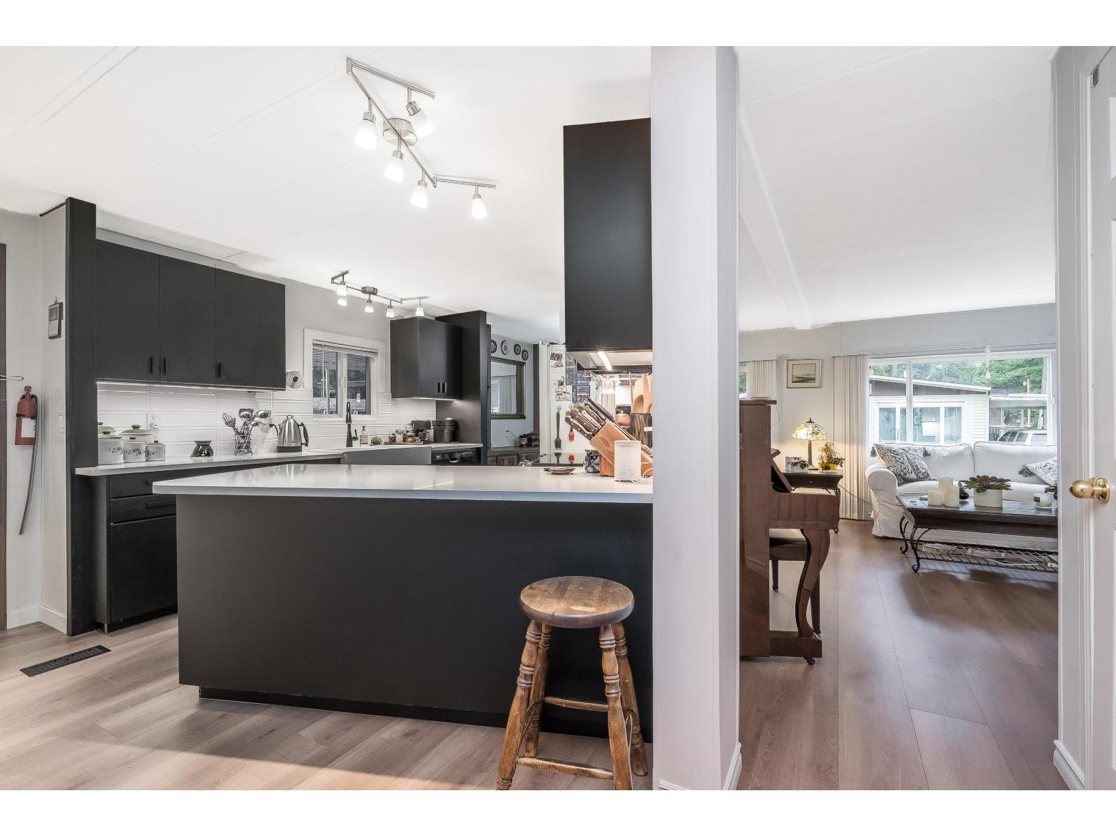 91 20071 24 AVENUE, Langley