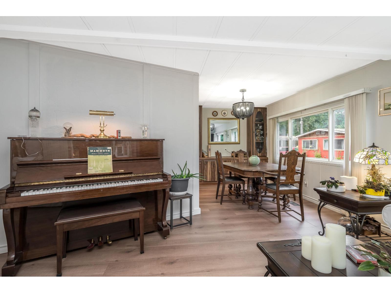 91 20071 24 AVENUE, Langley