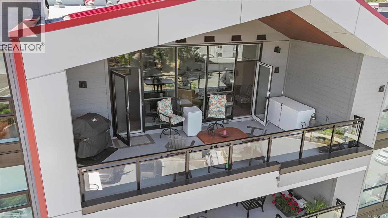 604 3529 Dolphin Dr, Nanoose Bay