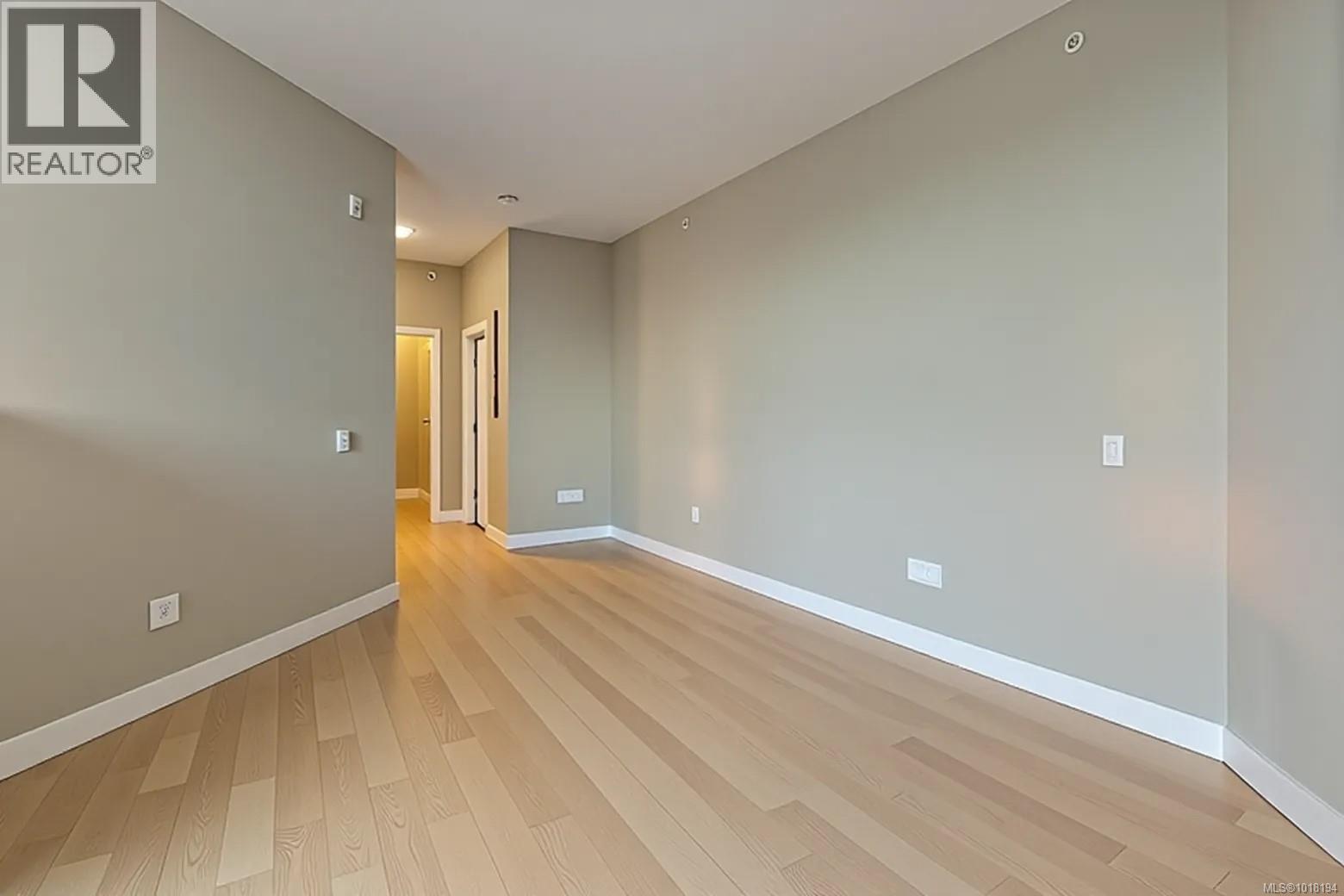 604 3529 Dolphin Dr, Nanoose Bay