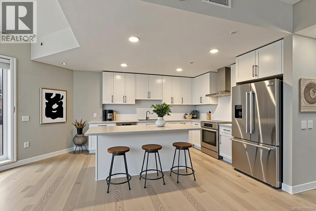 604 3529 Dolphin Dr, Nanoose Bay