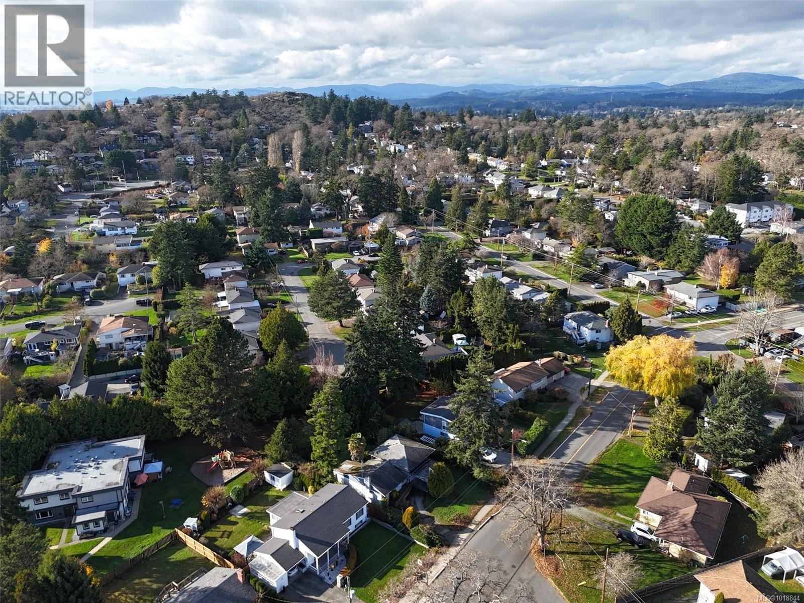  4088 Cedar Hill Cross Road, Saanich