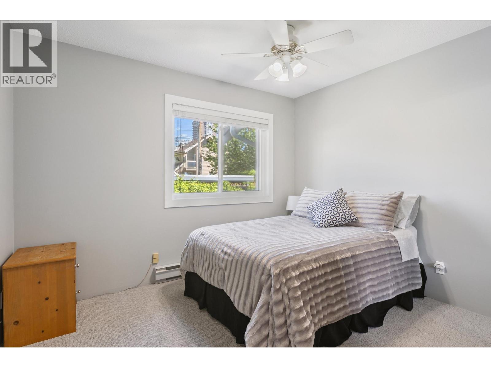 1518 MAHON AVENUE, North Vancouver