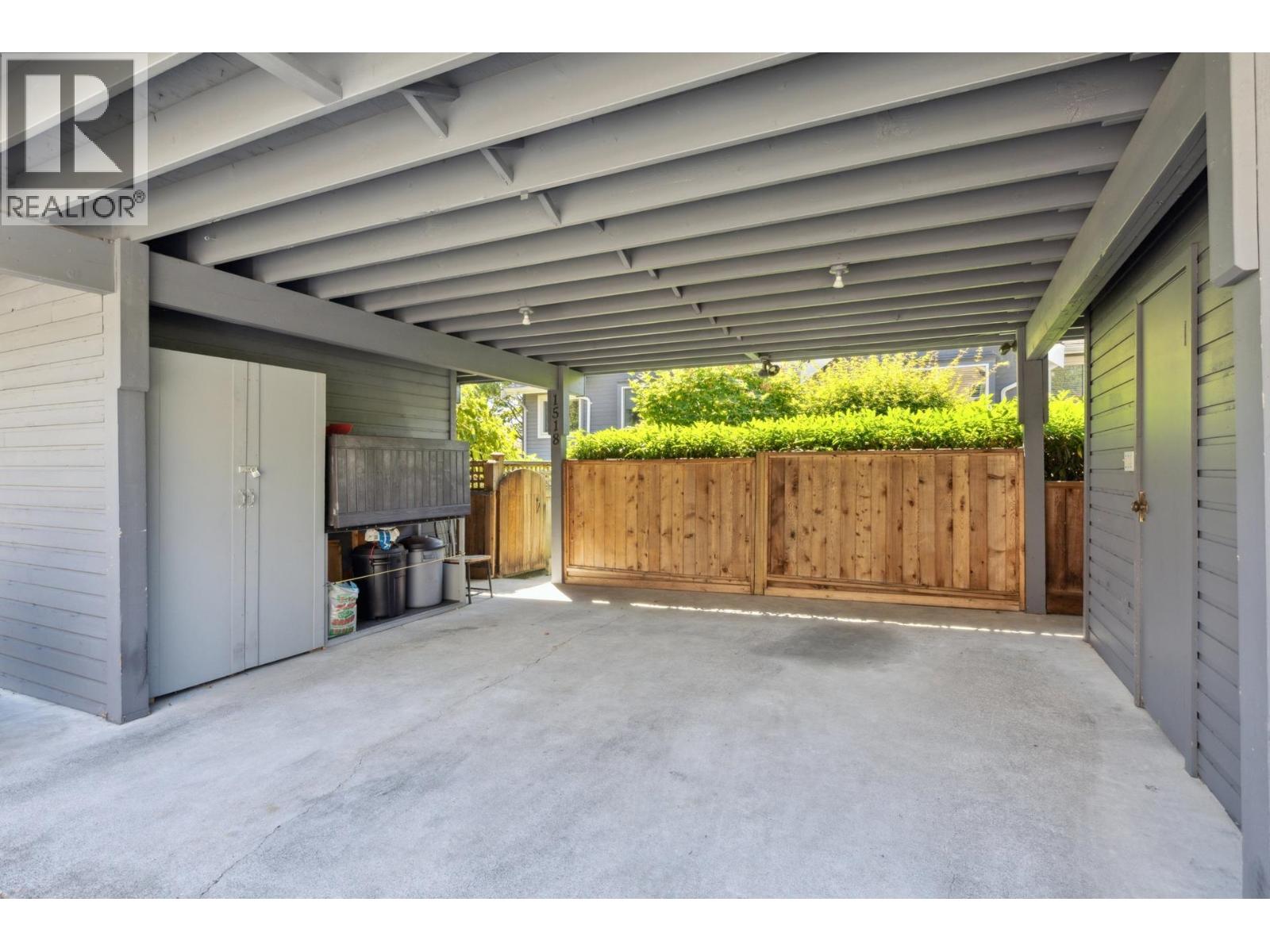 1518 MAHON AVENUE, North Vancouver