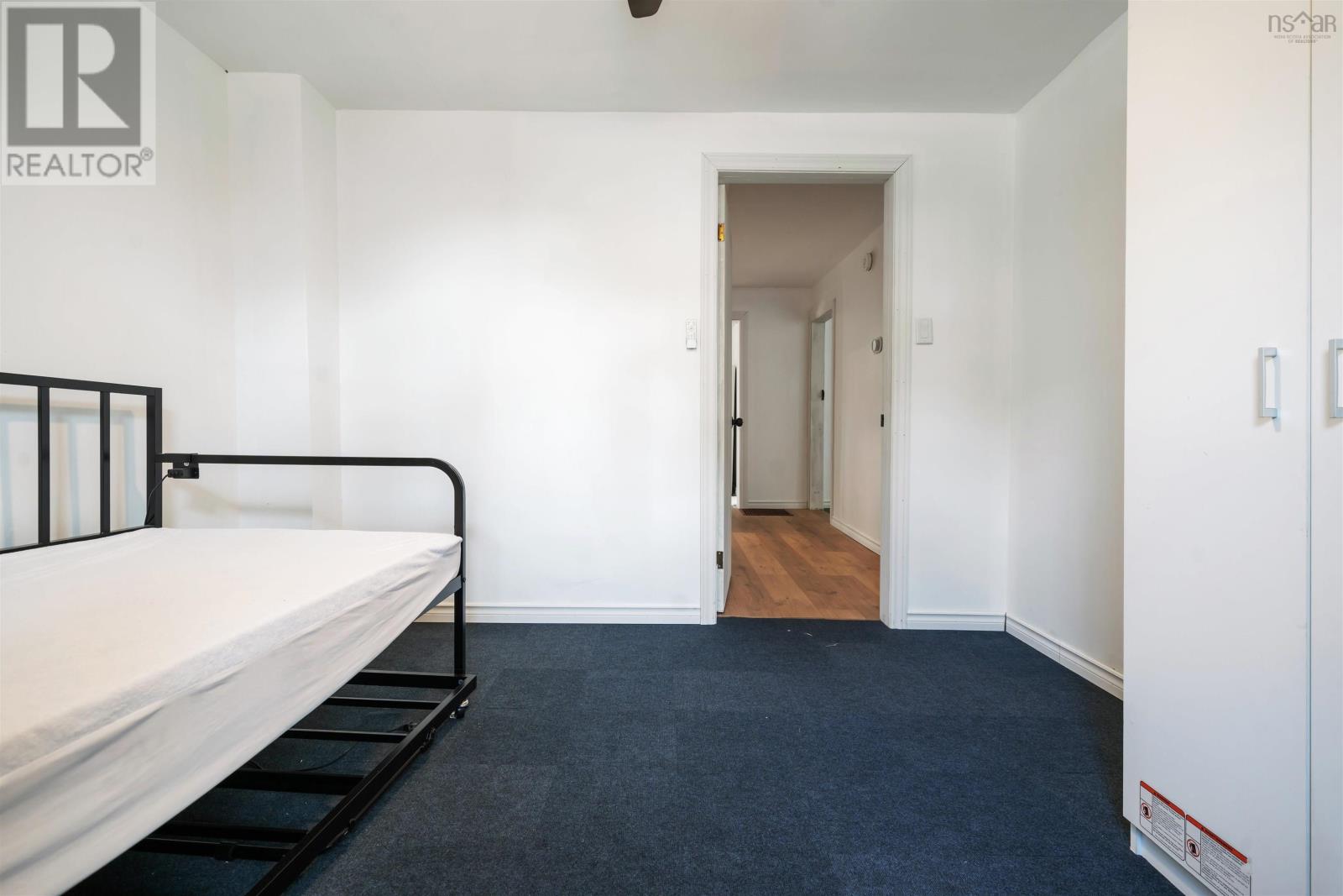 Property 28 of 49 of 90 High Street