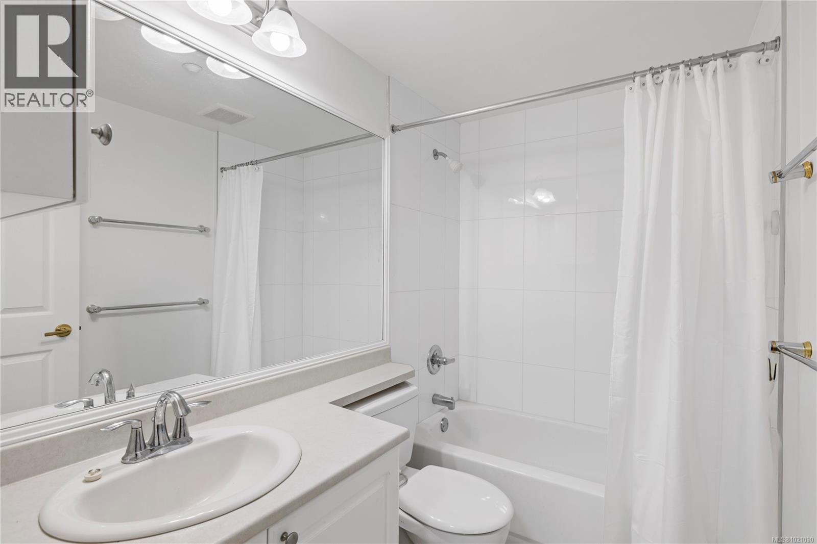 108 354 Morison Ave, Parksville