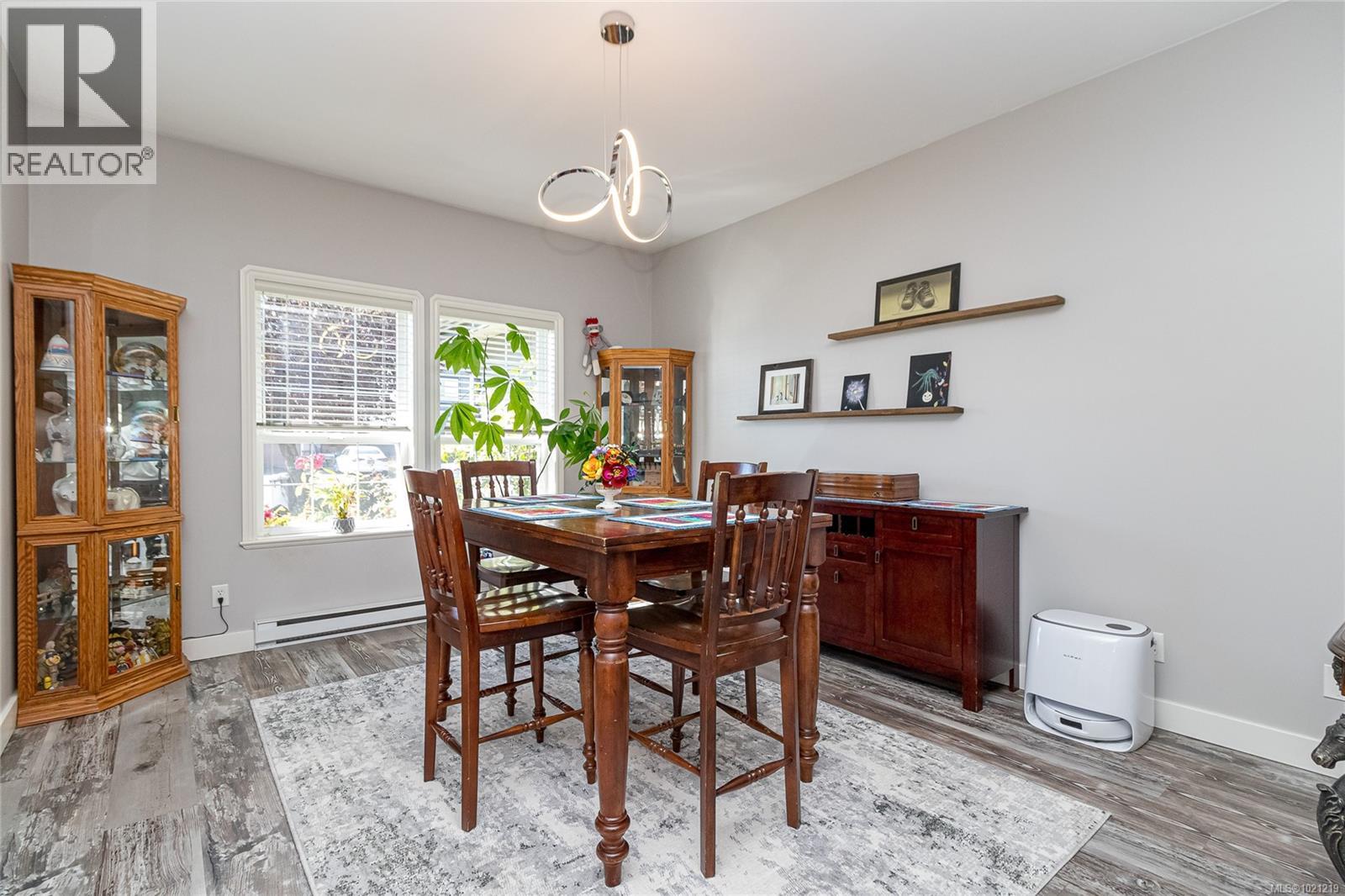  832 Pintail Place, Langford