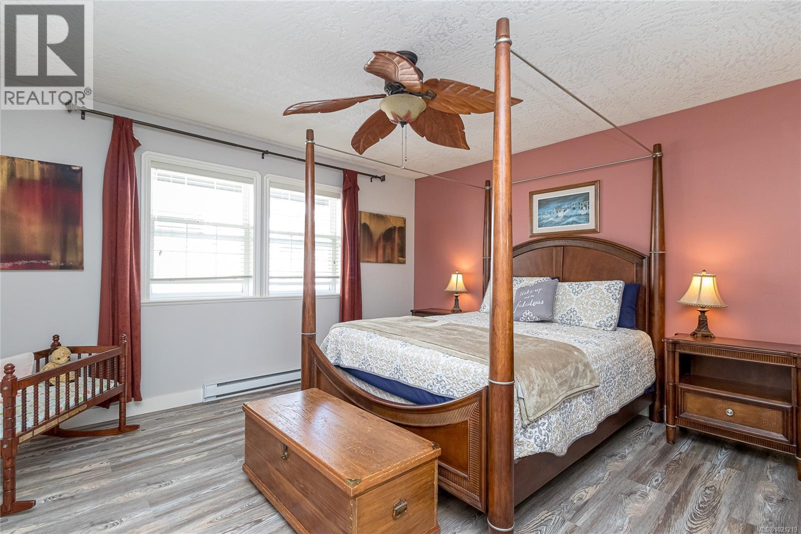  832 Pintail Place, Langford