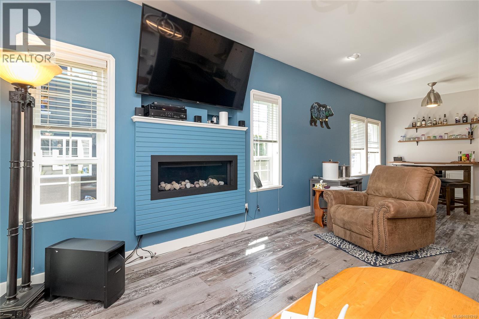  832 Pintail Place, Langford