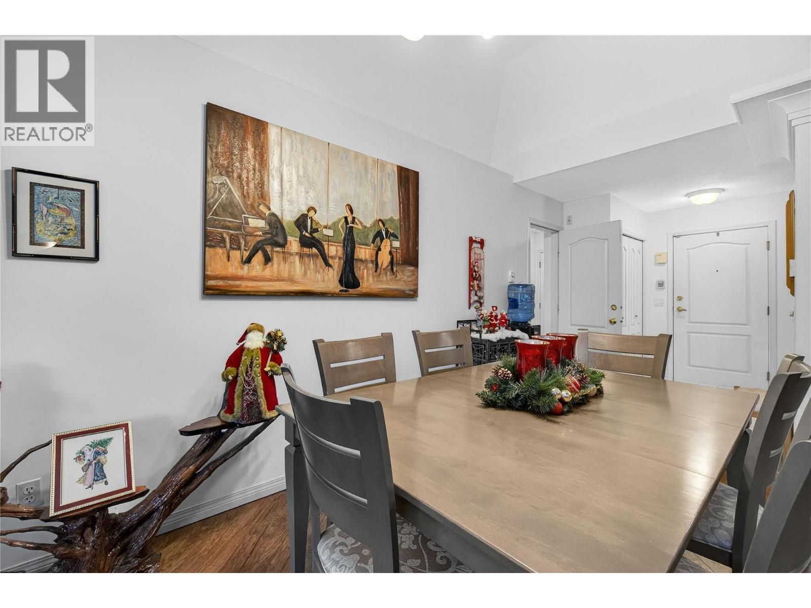 305 1002 Riverside Avenue, Sicamous