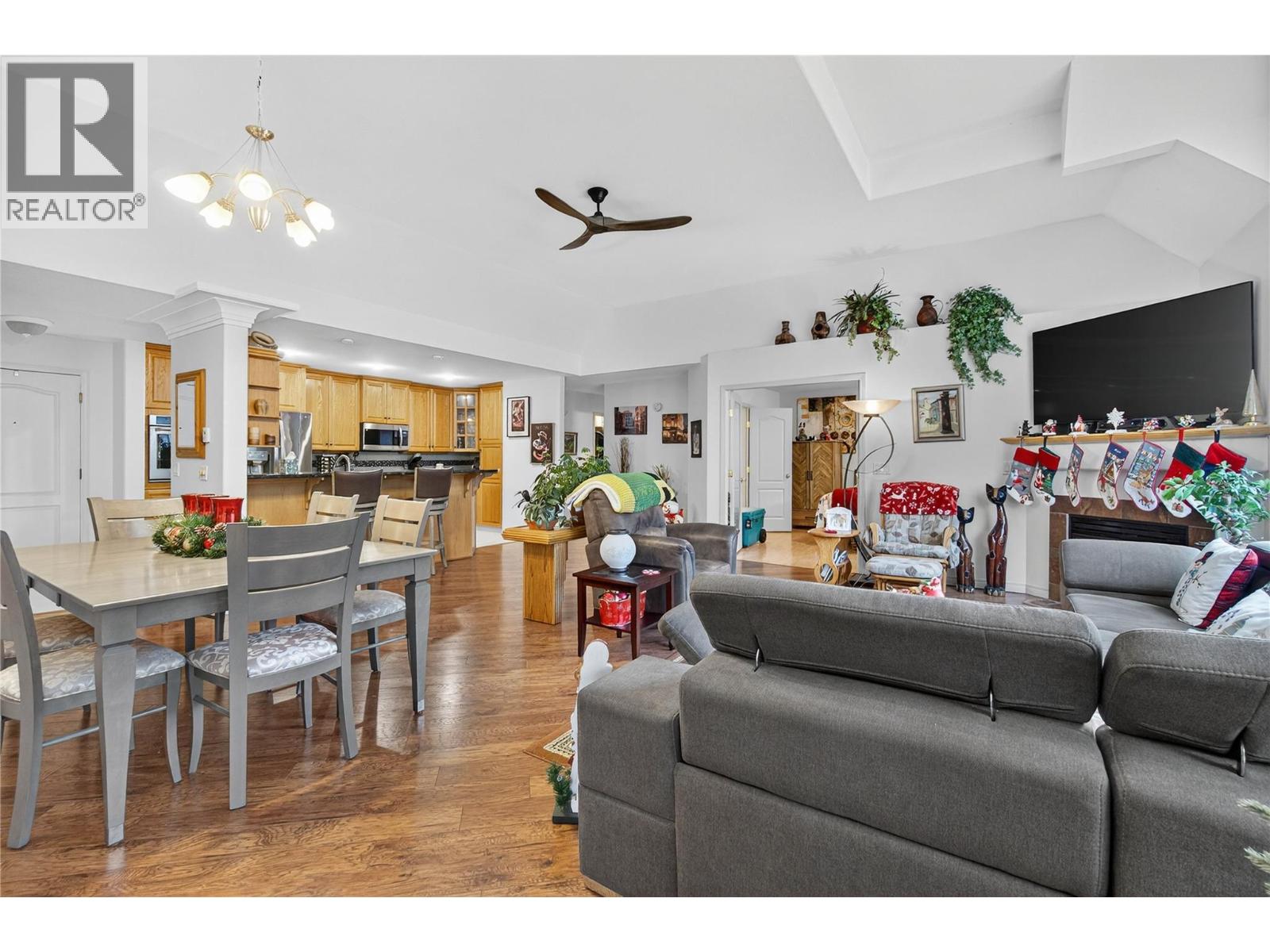 305 1002 Riverside Avenue, Sicamous