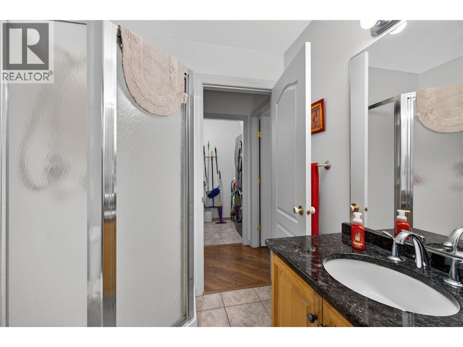 305 1002 Riverside Avenue, Sicamous