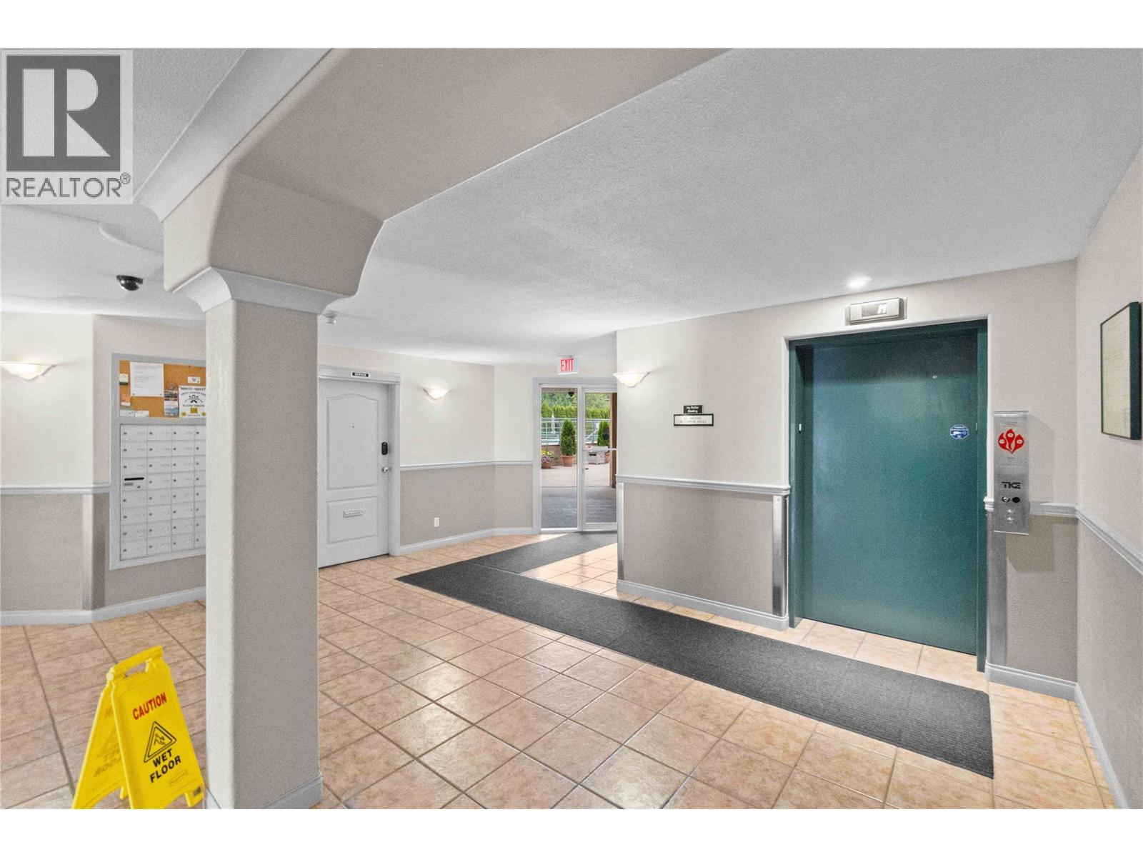 305 1002 Riverside Avenue, Sicamous