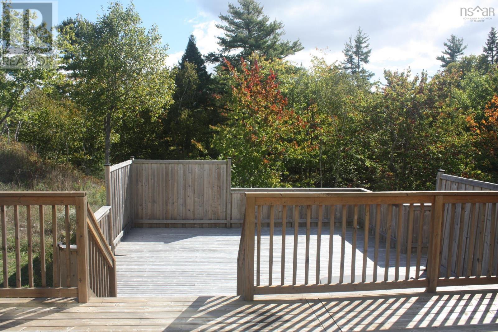 Property 33 of 39 of 276 Fleetview Drive