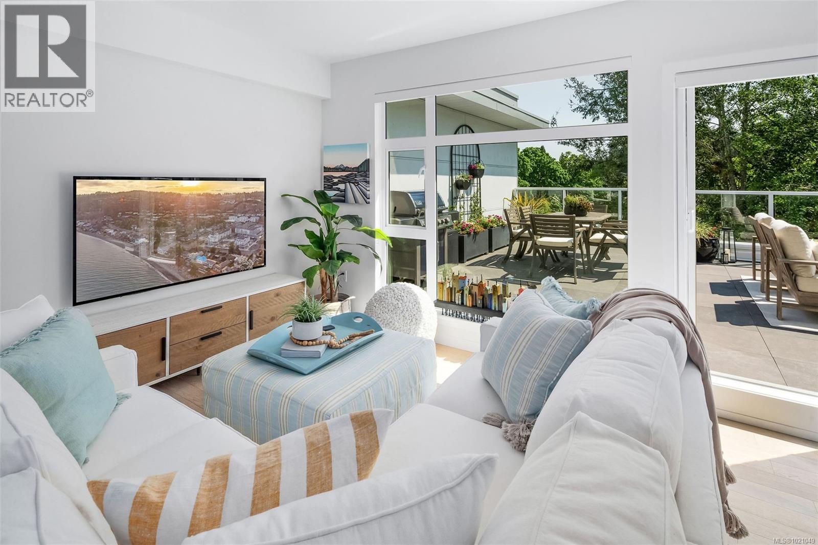 405 5118 Cordova Bay Road, Saanich