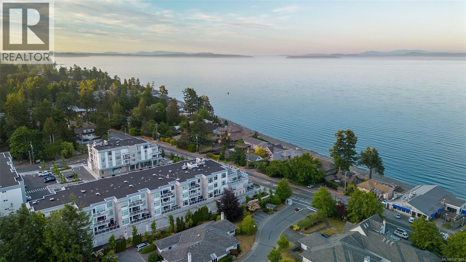 405 5118 Cordova Bay Road, Saanich