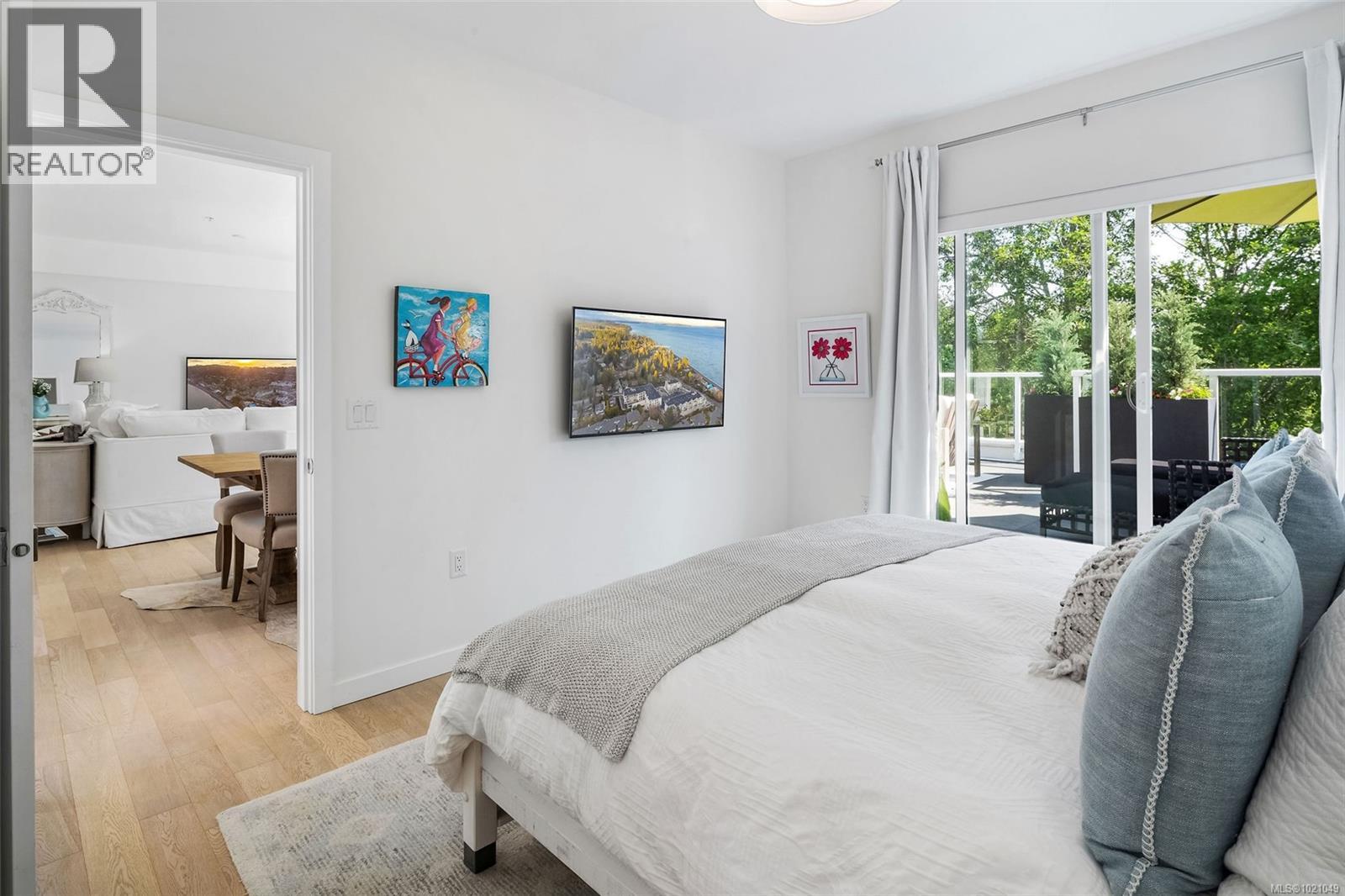 405 5118 Cordova Bay Road, Saanich