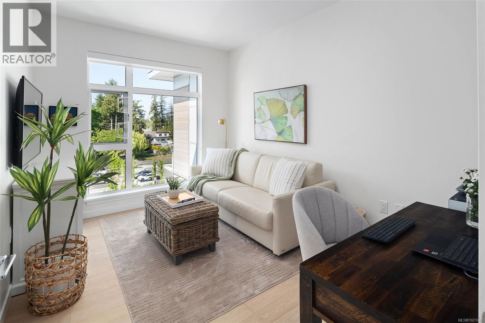 405 5118 Cordova Bay Road, Saanich