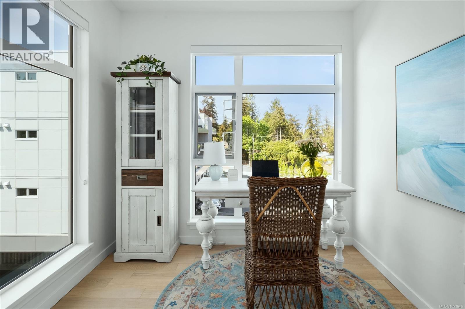 405 5118 Cordova Bay Road, Saanich