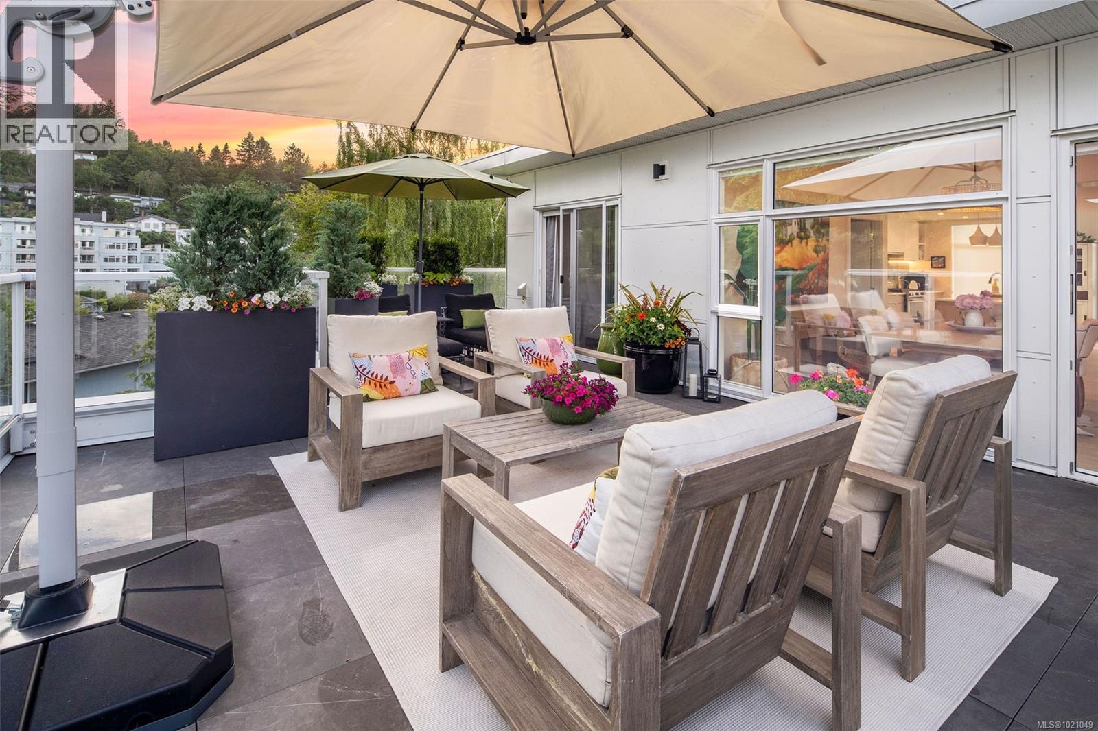 405 5118 Cordova Bay Road, Saanich