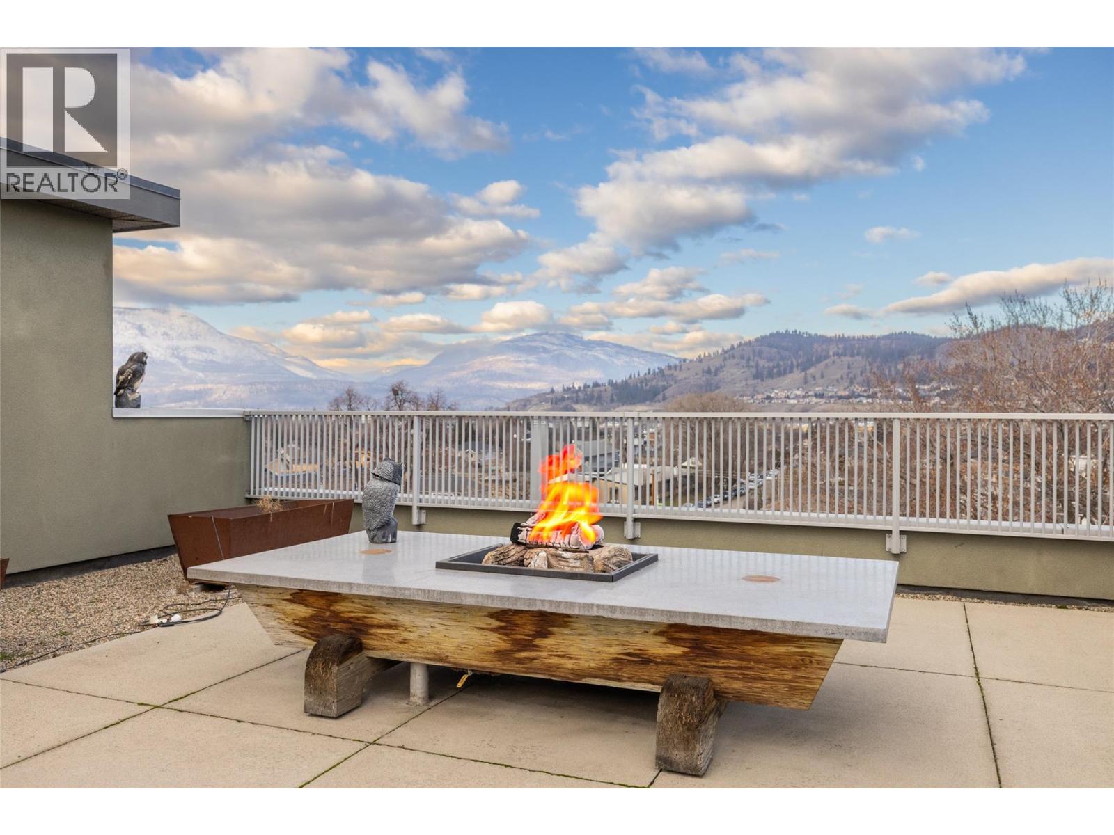 #406 1495 Graham Street - 48