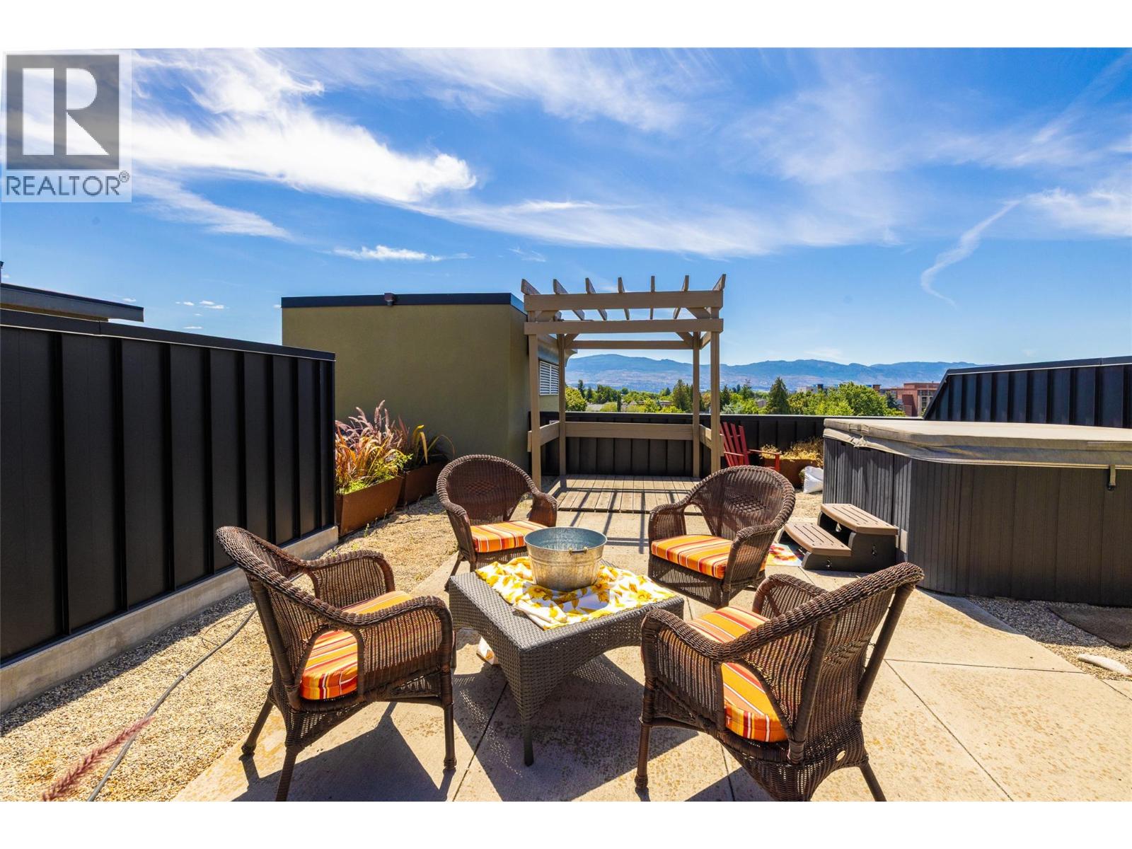 #406 1495 Graham Street - 40