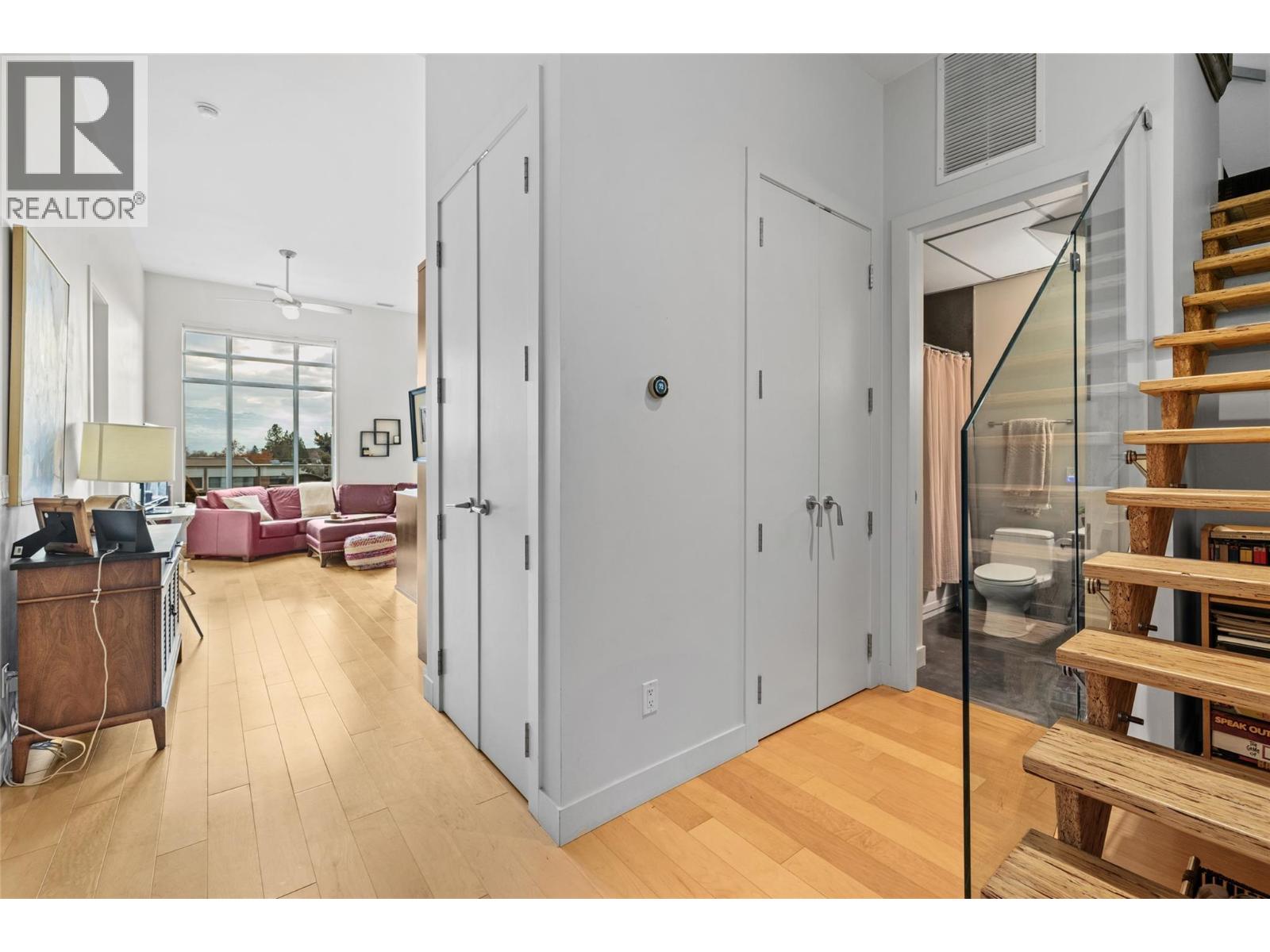 #406 1495 Graham Street - 6