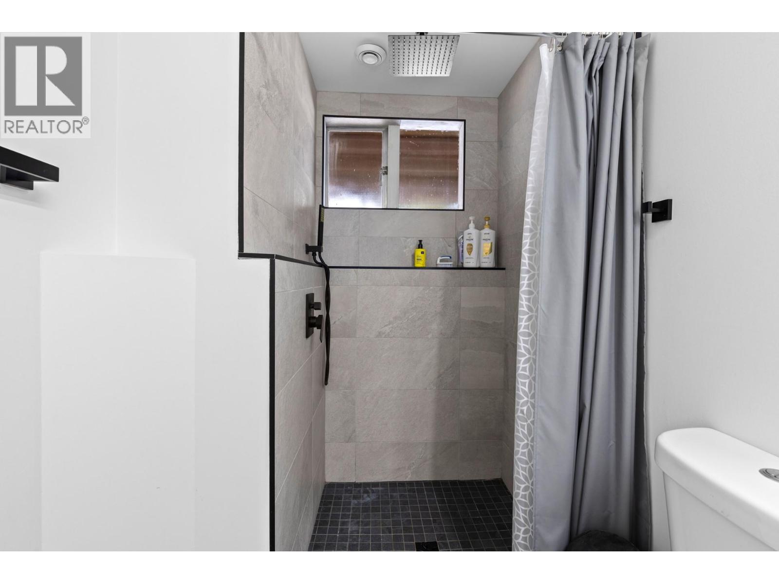  1511 Lambert Avenue, Kelowna