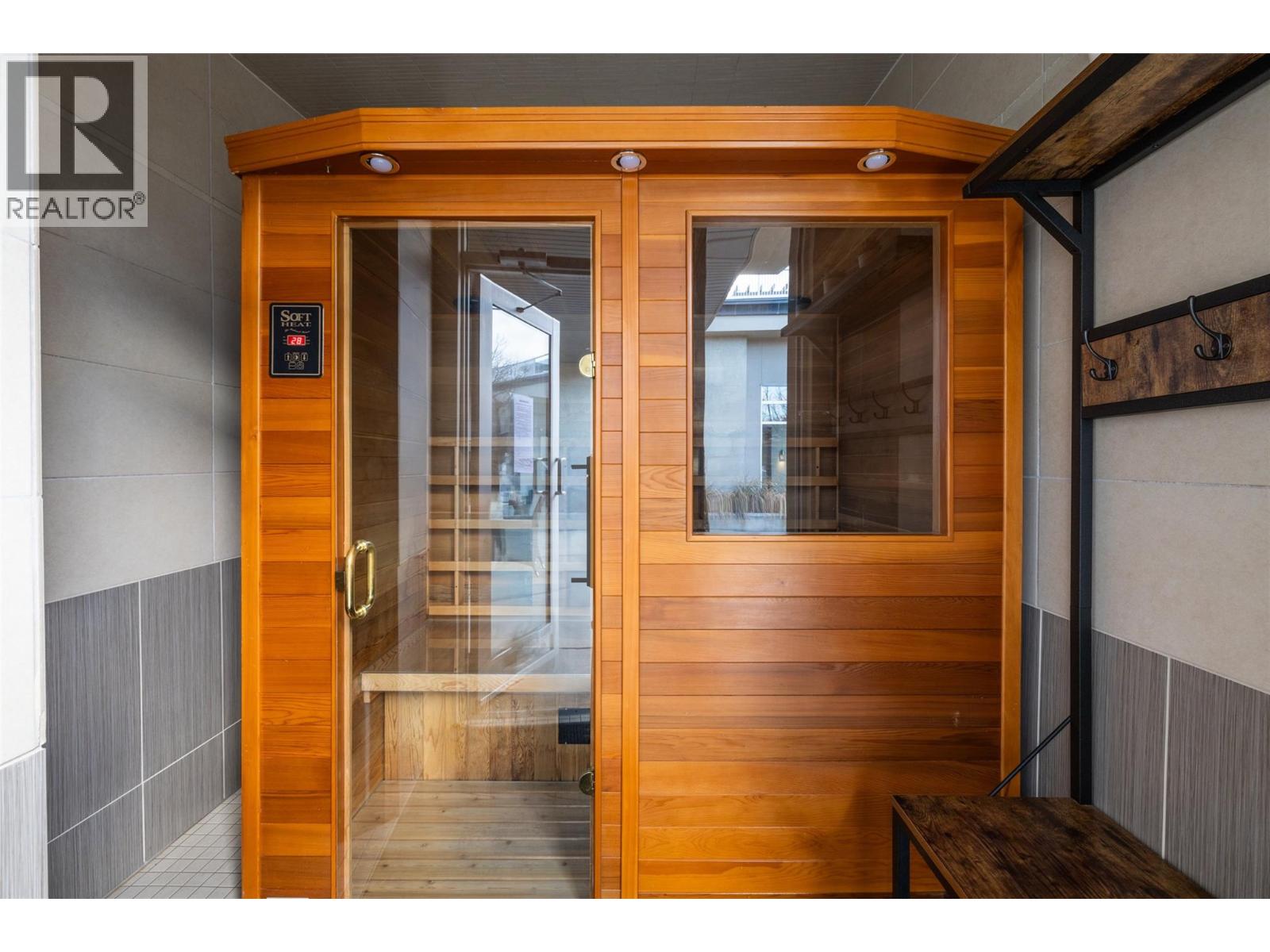 #406 1495 Graham Street - 50
