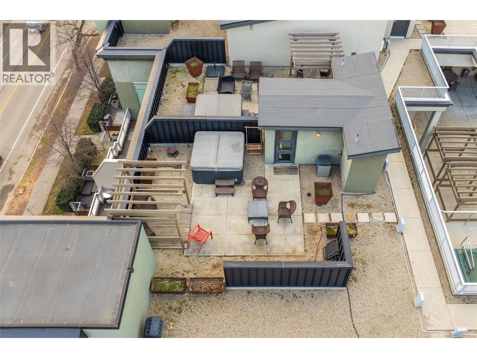 #406 1495 Graham Street - 43
