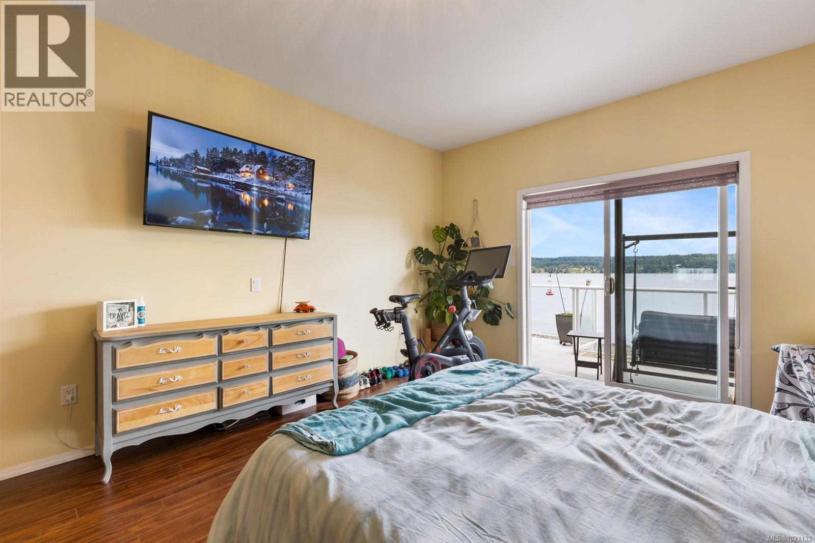 6800 Buckley Bay Frontage Rd, Fanny Bay