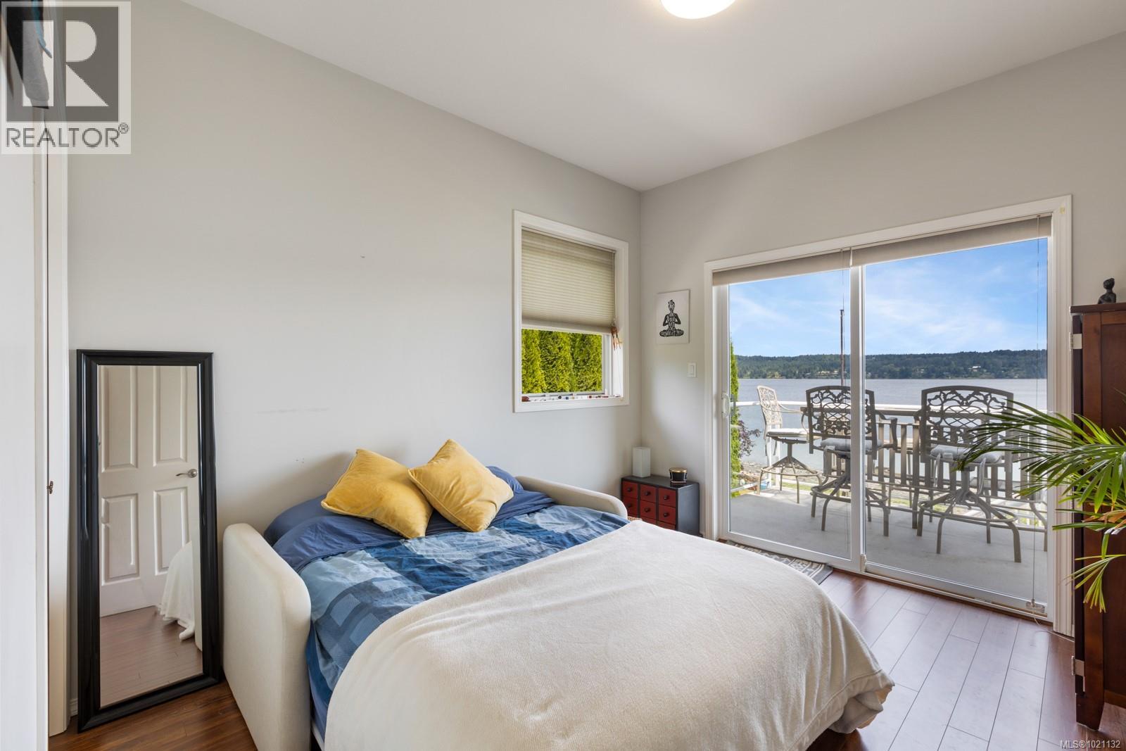 6800 Buckley Bay Frontage Rd, Fanny Bay