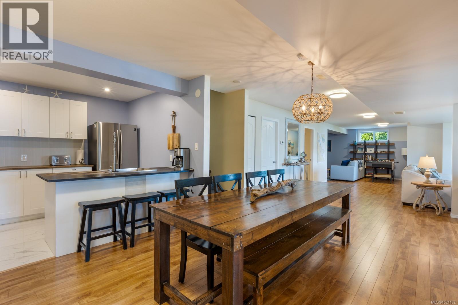 6800 Buckley Bay Frontage Rd, Fanny Bay