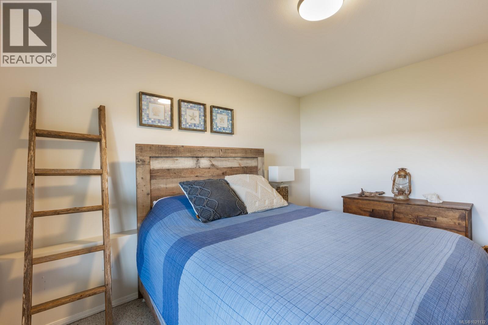 6800 Buckley Bay Frontage Rd, Fanny Bay