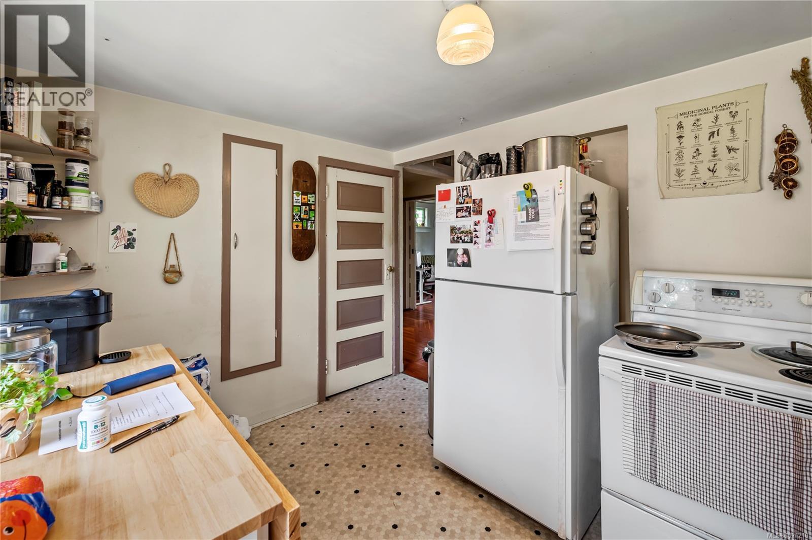  1157 Princess Avenue, Victoria