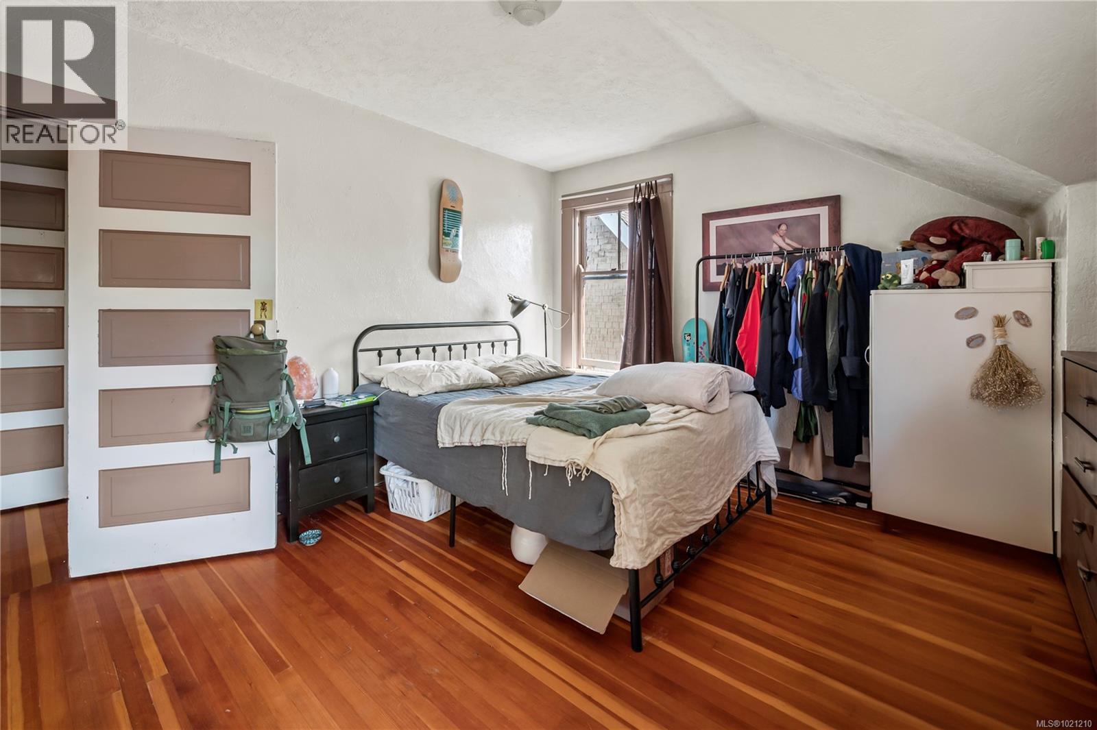  1157 Princess Avenue, Victoria