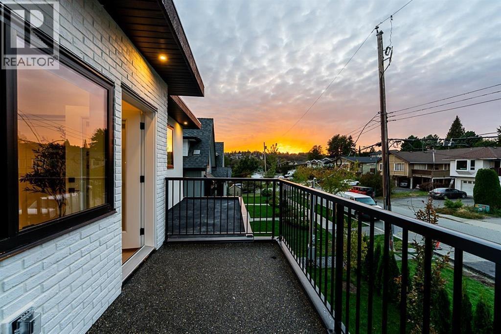 101 646 GIRARD AVENUE, Coquitlam