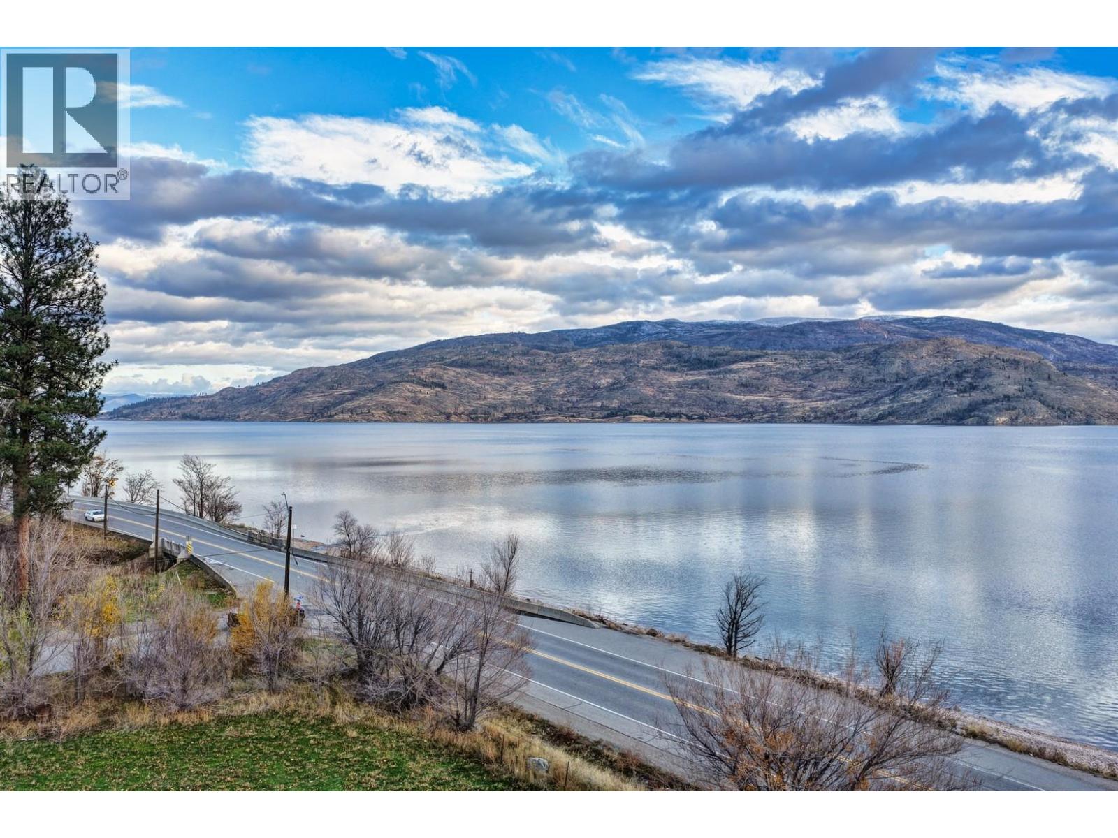  6705 97 Highway South, Peachland
