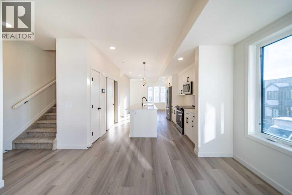 Single Family House for Sale in  Arbour Lake Road NW Arbour Lake Calgary 